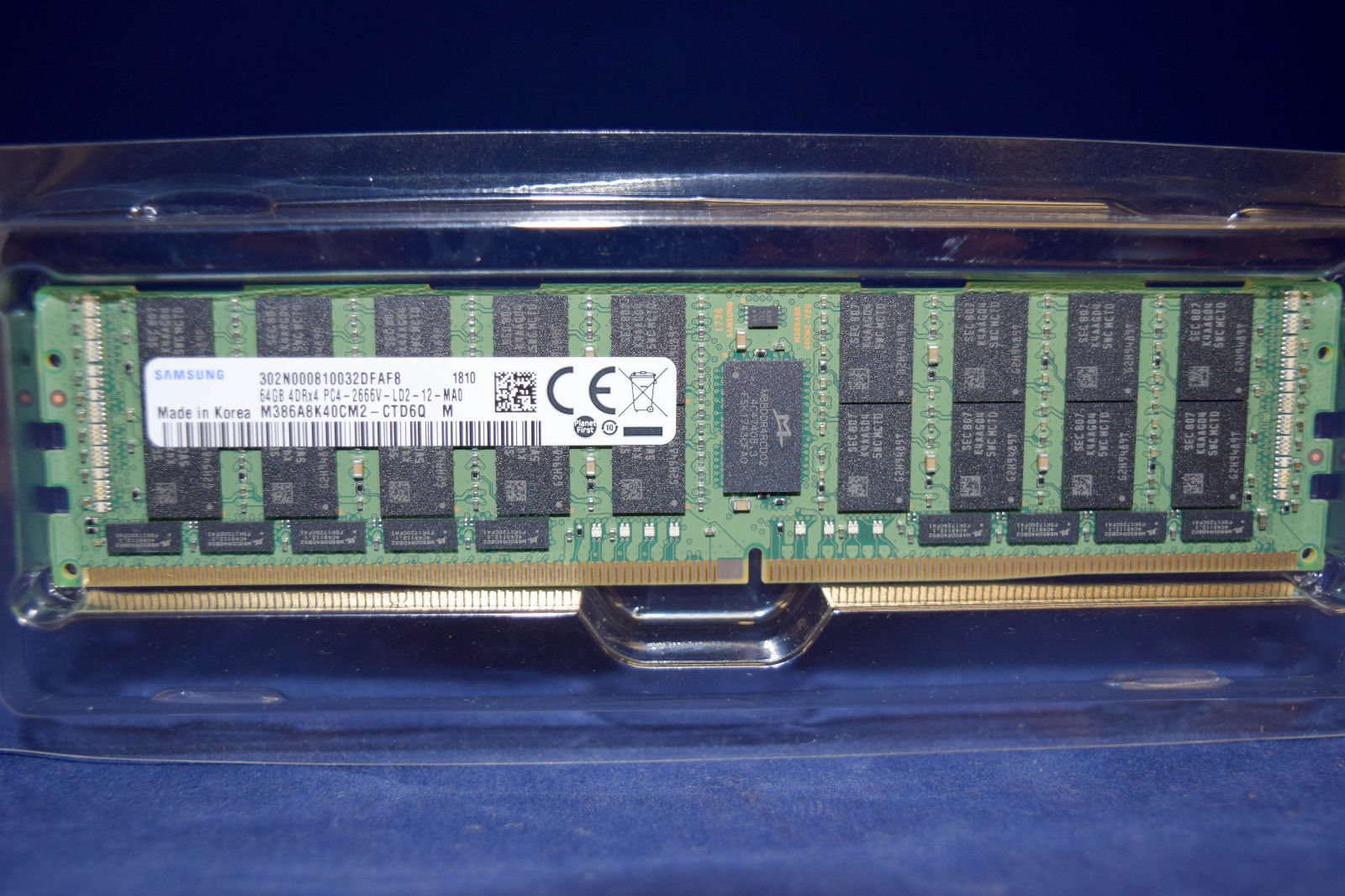 三星 64G 4DRX4 PC4-2666V-LRDIMM 内存 M386A8K40CM2-CTD6Q/6Y