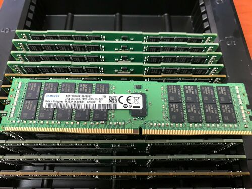 三星 M393A4K40BB1-CRC0Q 32G 2RX4 2400T DDR4 ECC REG 内存条