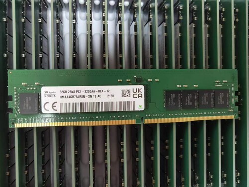 SK海力士32G 2RX8 PC4-3200AA-R 服务器内存HMAA4GR7AJR8N-XN