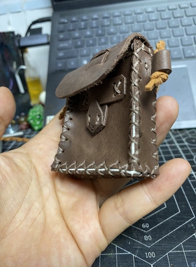 藏区老物件随身便携小皮袋唐卡小物收纳带厚度复古嘎乌盒手工皮具