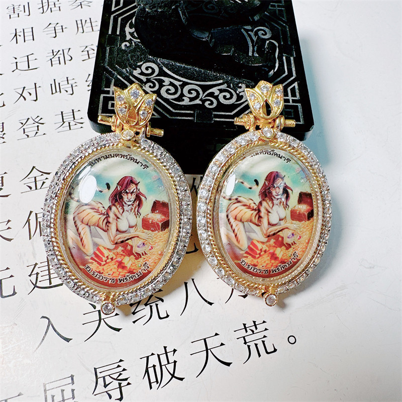 南传佛缘泰国佛牌原庙真品阿赞耀虎女老虎女意大利钻壳吊坠项链