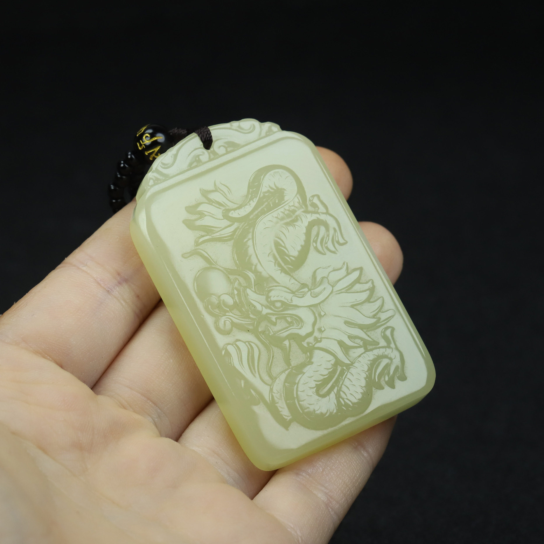 本命年生肖龙牌吊坠男女牌子挂件女款霸气天然青白玉石十二生肖玉