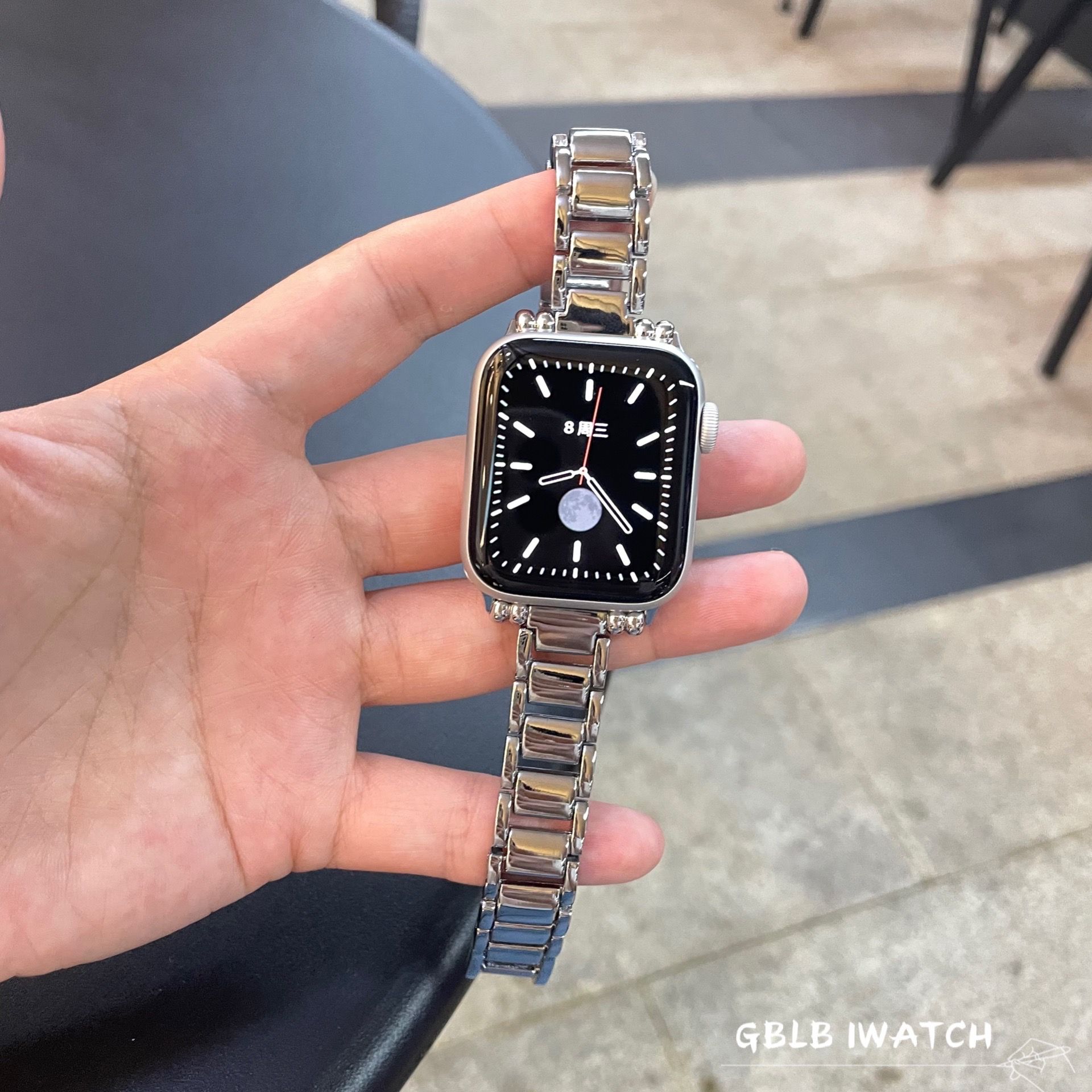 适用苹果手表表带applewatch9细金属带珠子配壳iwatch876SE54透气-封面