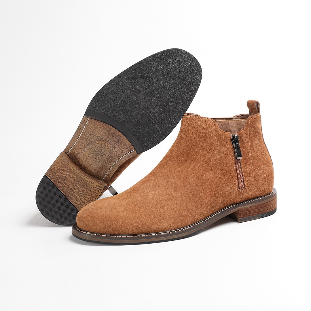 男生新品设计感简约中帮沙漠短靴