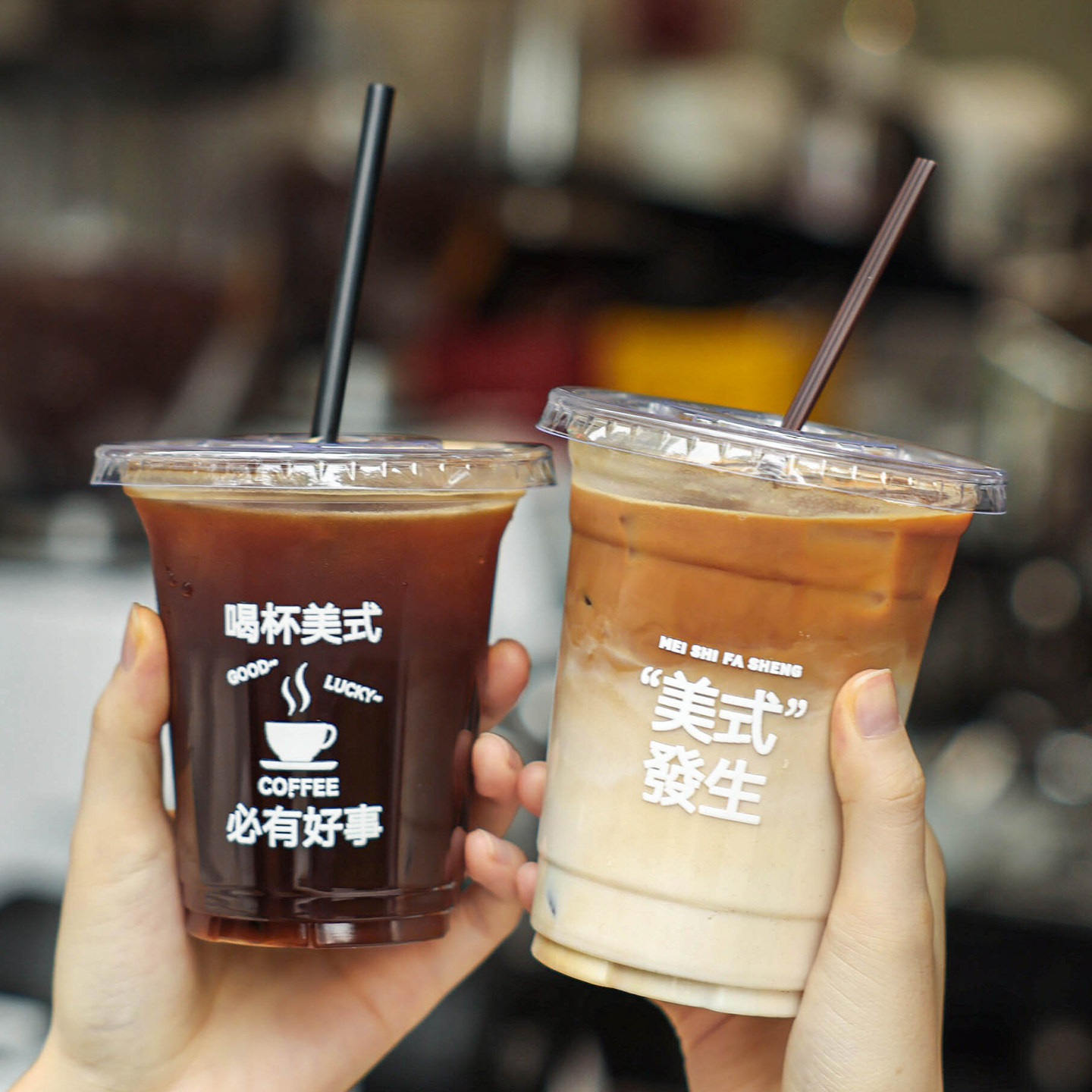 一次性咖啡杯带盖奶茶冷饮料加厚家用外出携带防漏食品级透明塑料