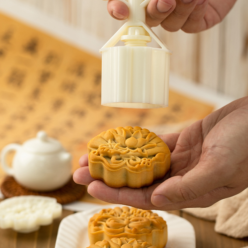 折扇广式月饼模具新款国风按手压式绿豆糕中秋75g50g磨具冰皮2025