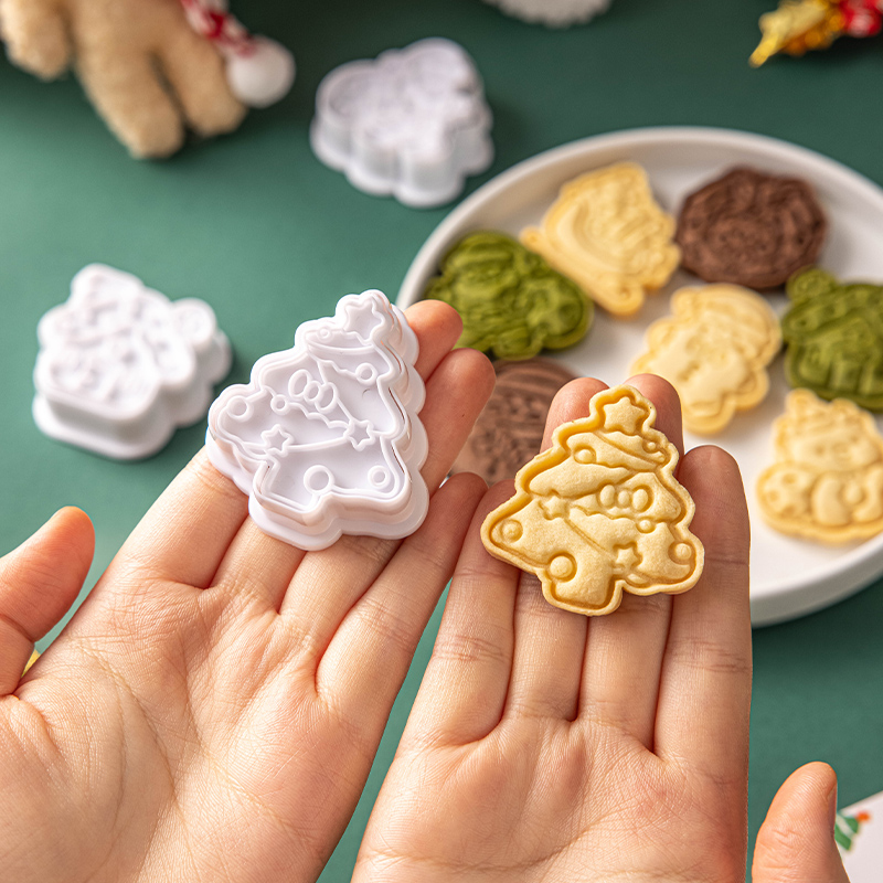 新款圣诞糖霜饼干模具姜饼人圣诞树按压式商家用曲奇翻糖烘焙工具