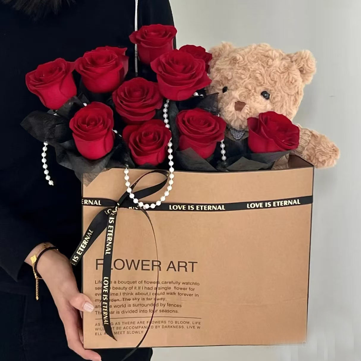 生日礼物女生小熊情人节送女朋友闺蜜实用的高级感小众永生花花束