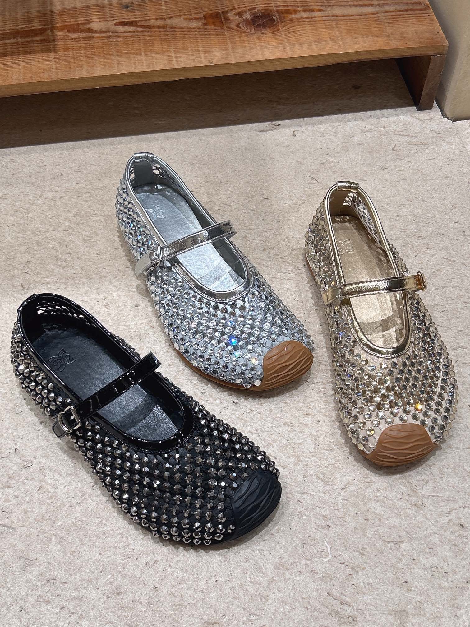 2026新款水钻一字带玛丽珍鞋女平底单鞋软底豆豆鞋浅口瓢鞋芭蕾鞋,女鞋,时尚芭蕾鞋,淘宝优惠券,粉丝福利购,淘宝优惠卷