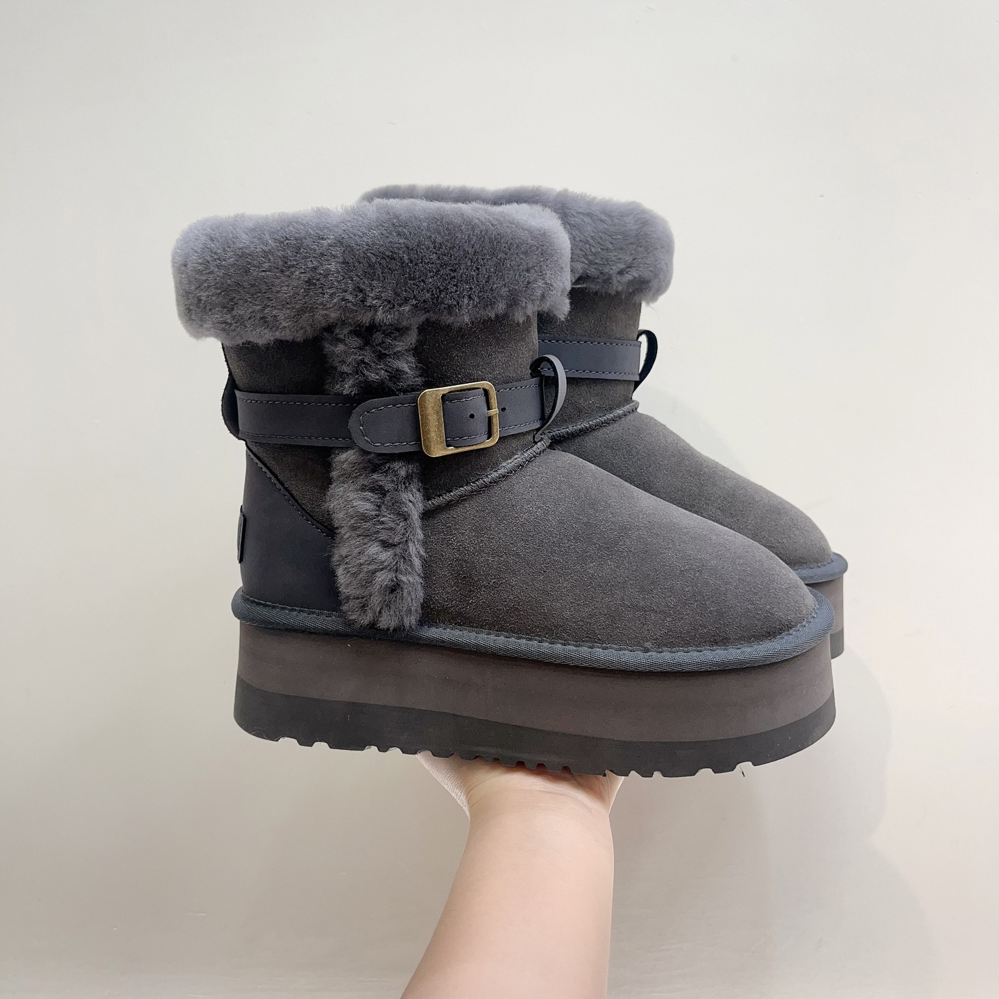 冬季新款磨砂翻毛加绒保暖雪地靴