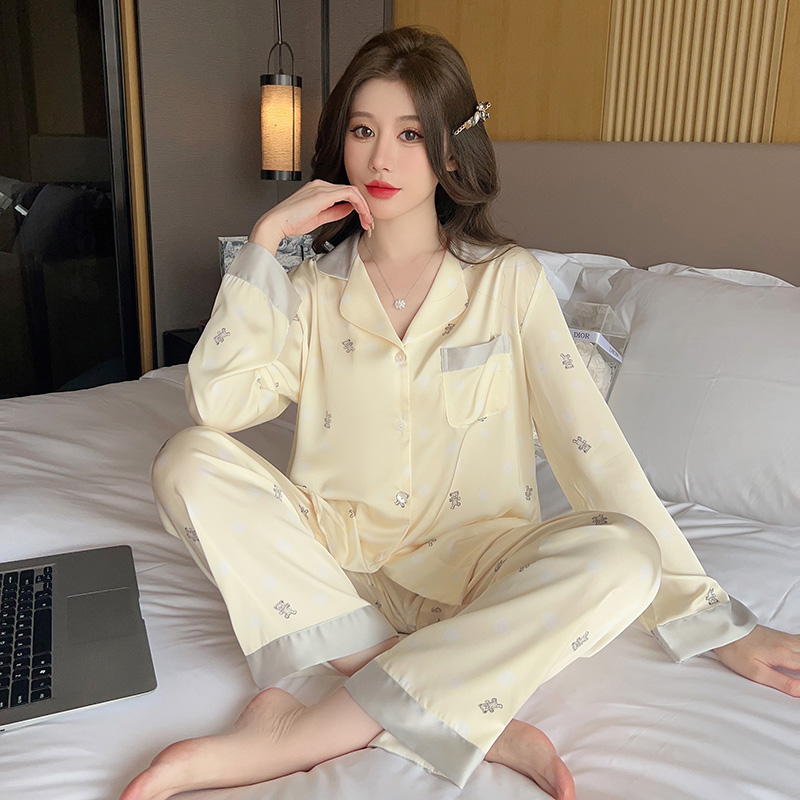 女桑蚕丝卡通泡泡熊睡衣