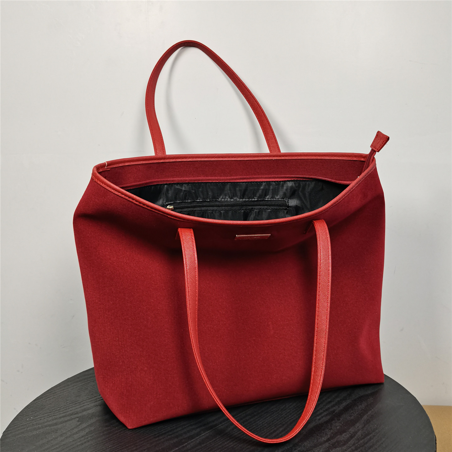 红色丝绒大容量托特包