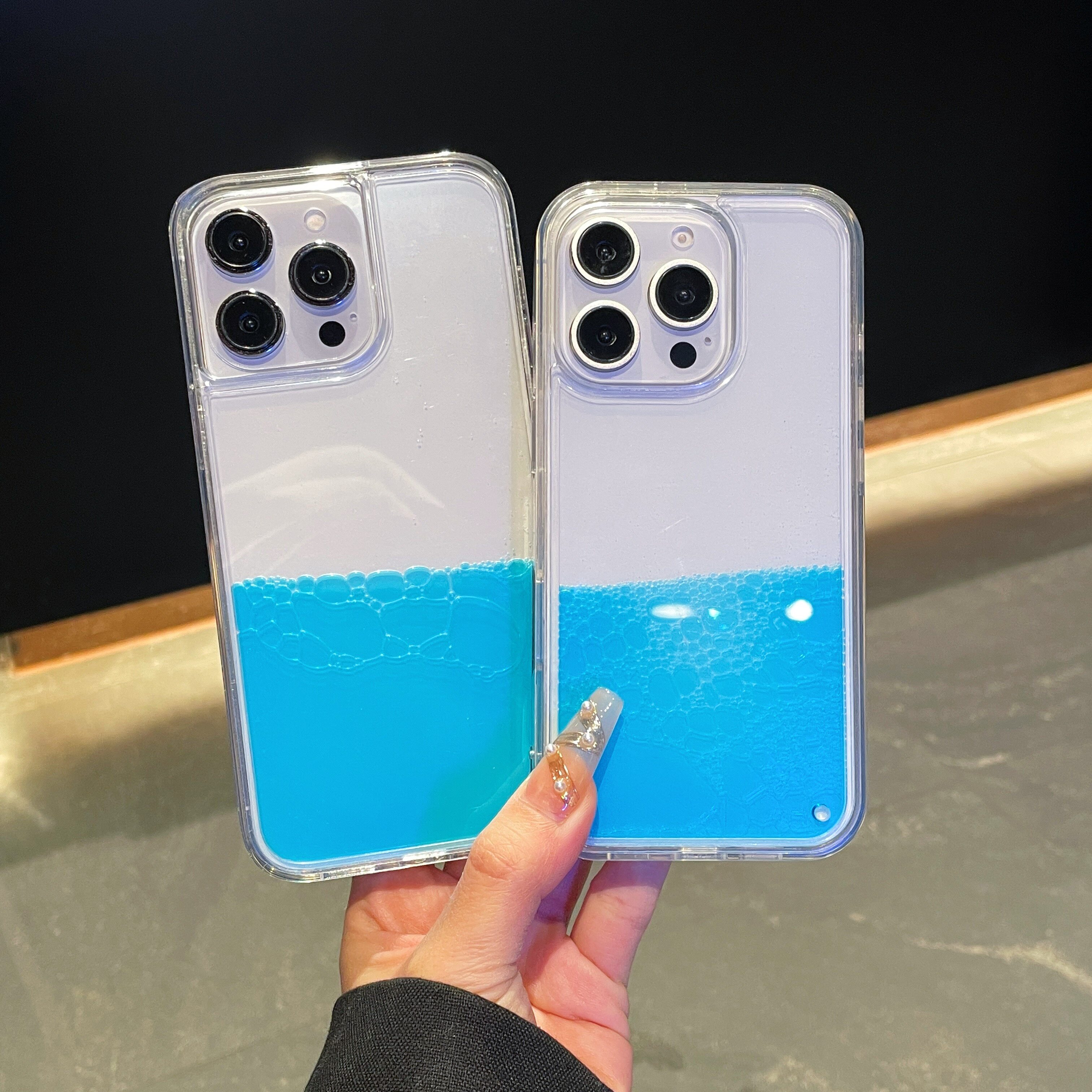 简约流动蓝色液体适用iPhone16手机壳创意苹果17ProMax透明全包边15/14防摔保护壳