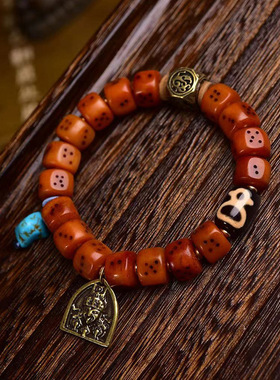 藏传回流雕刻骰子文玩手串老铜背云卡子配饰藏式骆驼骨单圈手链