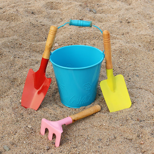 儿童铁桶铲子挖沙子海边玩沙玩具