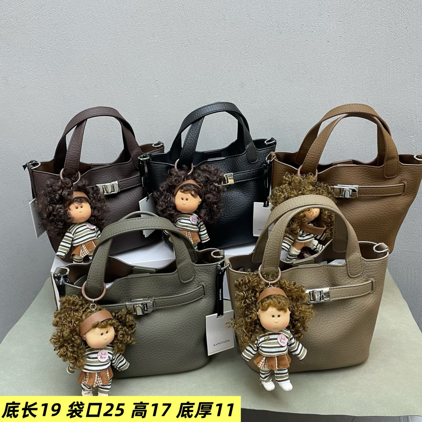 娃娃挂件手提水桶女包2026新款洋气网红质感韩版时尚高级感斜挎包