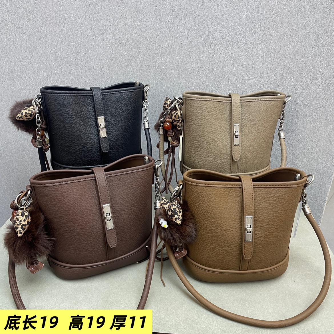 荔枝皮休闲锁扣水桶韩版质感女包2025新款时尚欧美气质韩版斜挎包