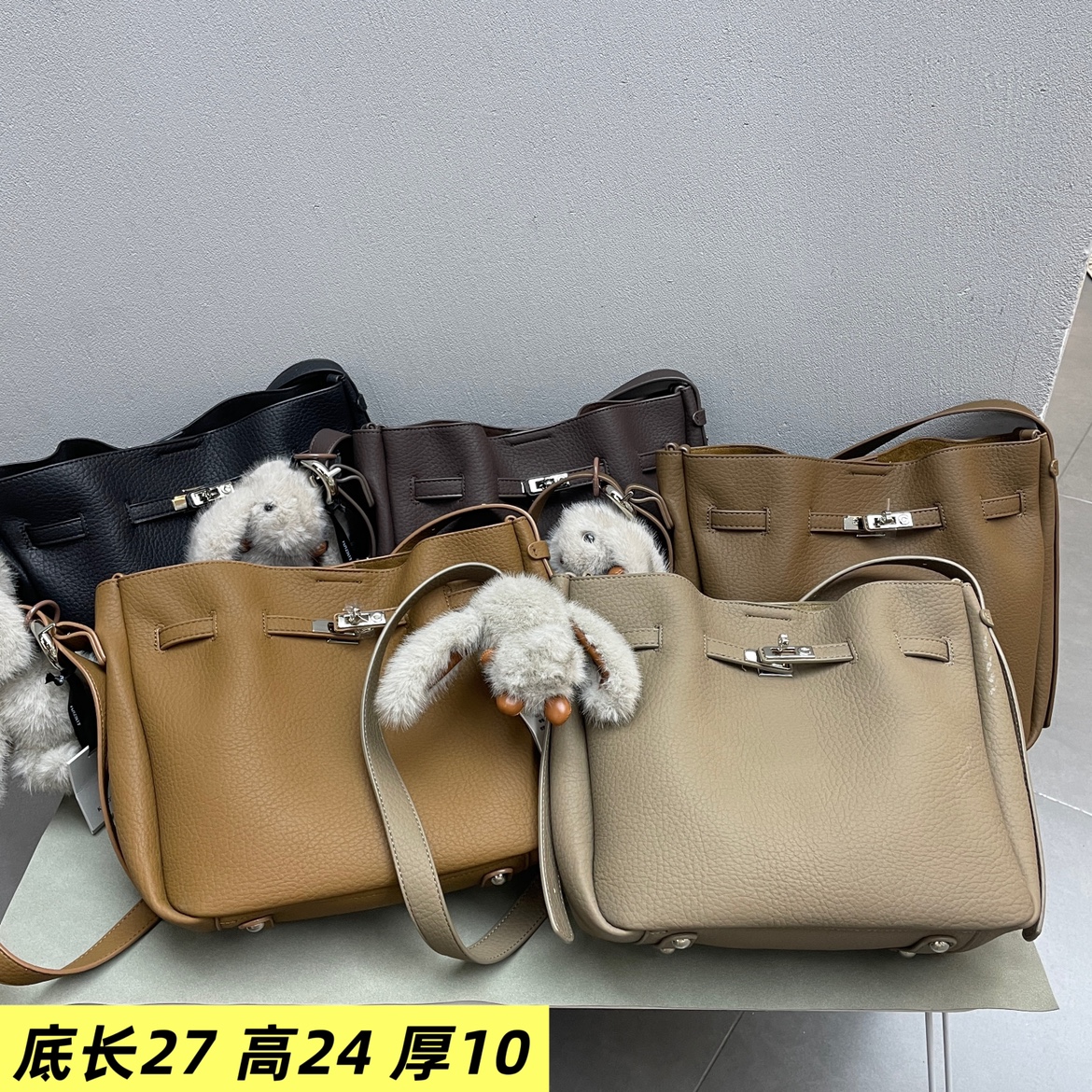 韩版质感休闲水桶女包2025新款时尚欧美气质小众韩版斜挎包潮包