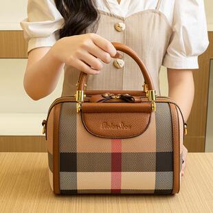 日本原厂时尚潮流大容量新款单肩斜挎包手提包质感气质妈妈女士包