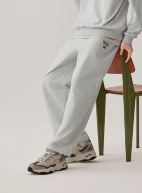 Skechers斯凯奇男士秋季新款垂顺宽松舒弹休闲运动长裤L325M035