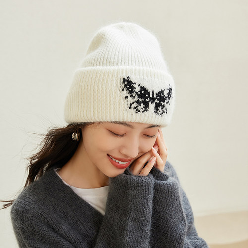 Siggi蝴蝶绣花国风毛线帽