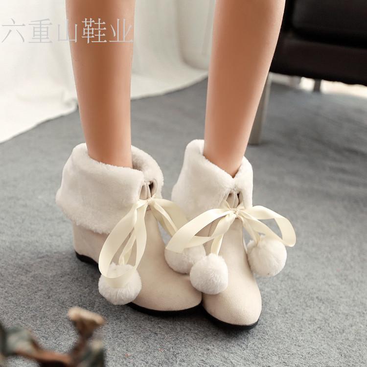 日系两穿可爱萝莉毛毛球洛丽塔