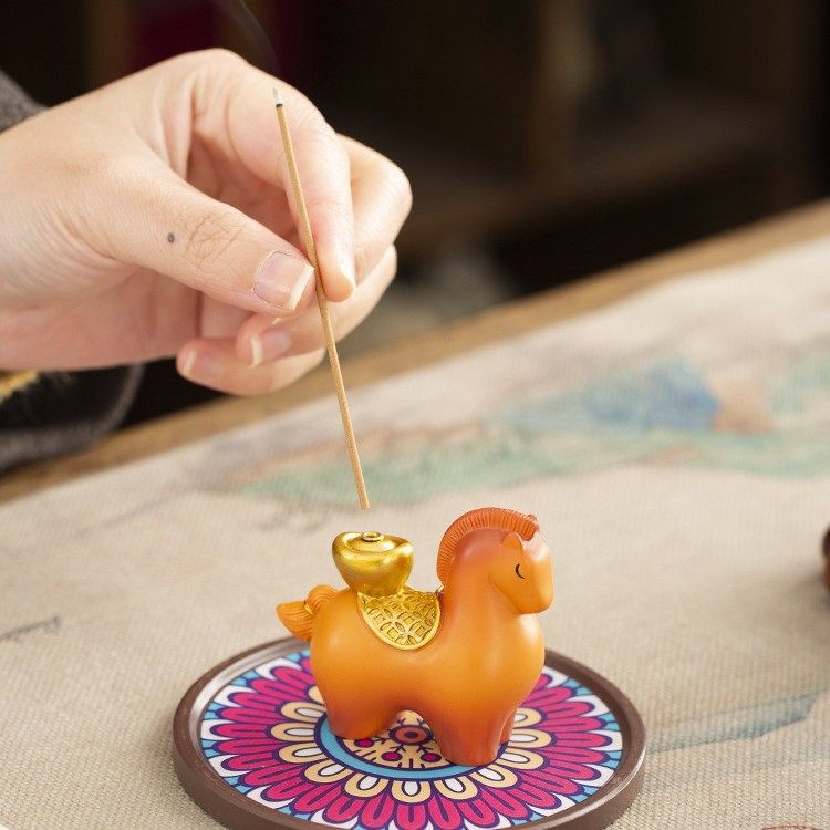 马上有钱招财吉象线香插摆件家用室内招财香托香座香薰新年装饰品,家居饰品,香托/香盘/香座/香插,淘宝优惠券,粉丝福利购,淘宝优惠卷