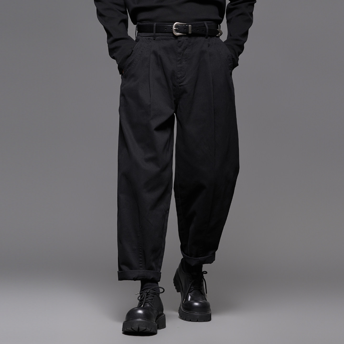 高品质 全棉洗水时尚剪裁修身小脚锥形裤COS简约黑色通勤男士长裤