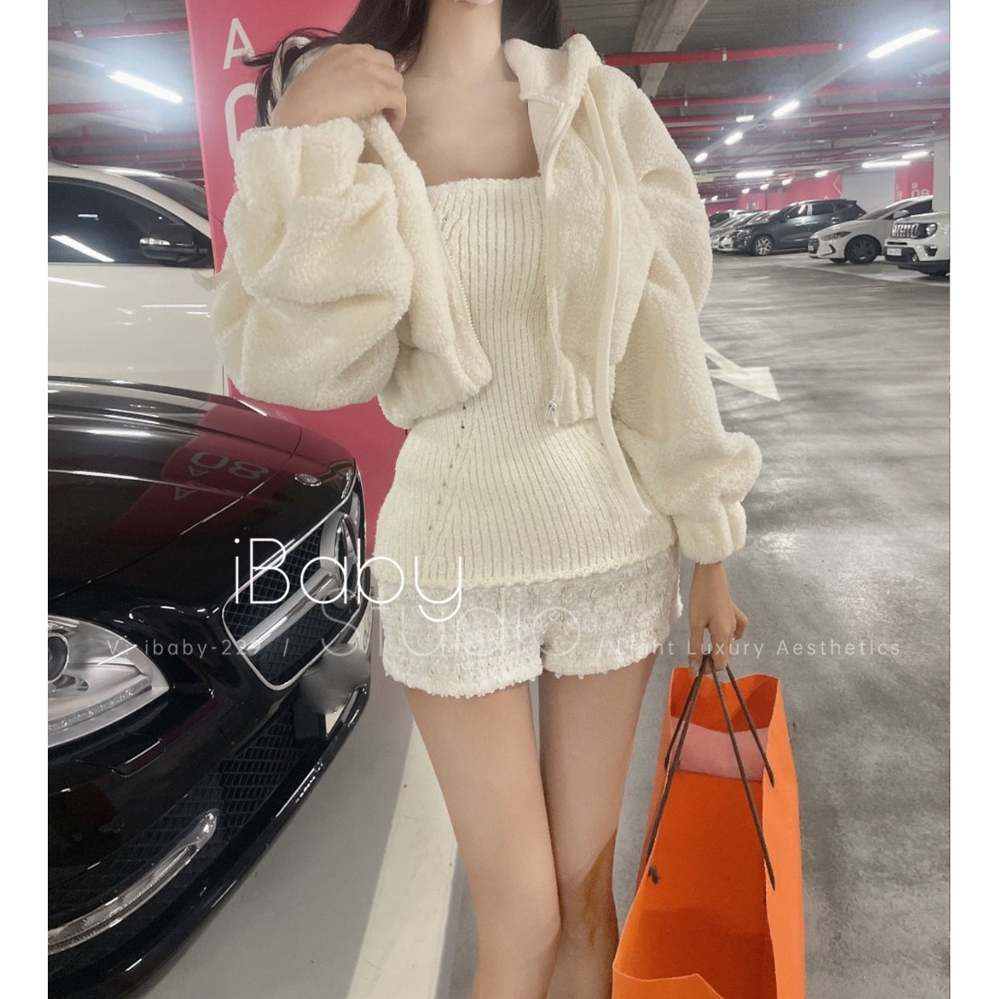卫衣外套女仿羊羔绒毛秋冬带帽系带直拉链长袖毛绒短外套秋冬装女