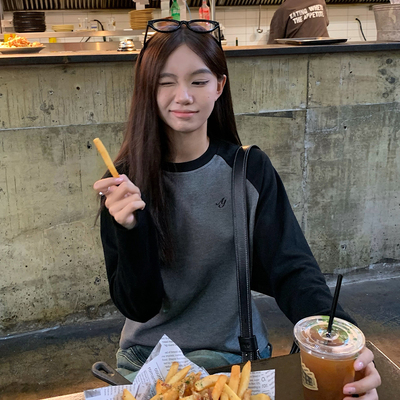 常规甜酷适中拼色长袖女黑灰拼色