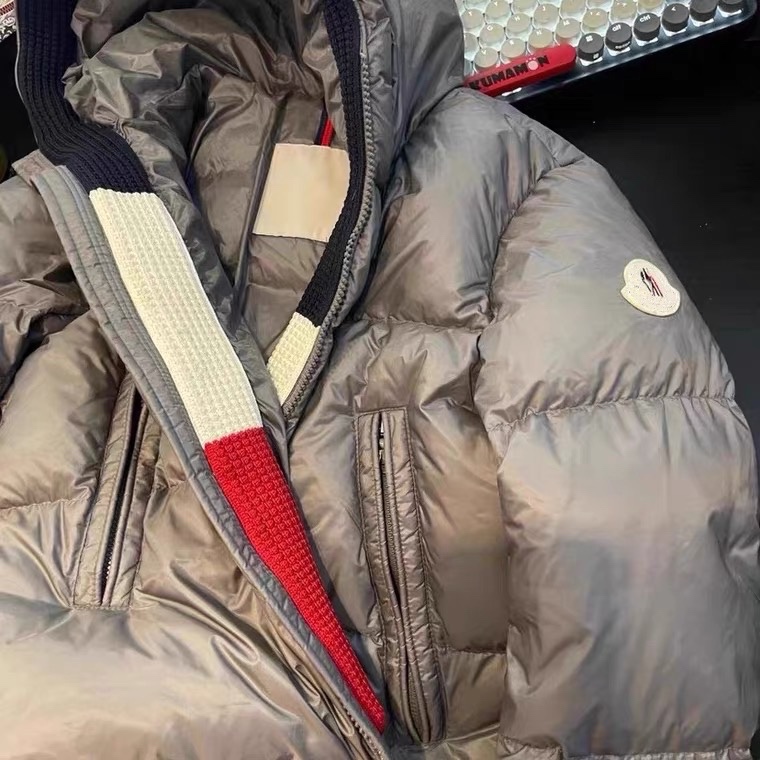 熊孩子家定制冬款儿童90白鸭绒羽绒服短款