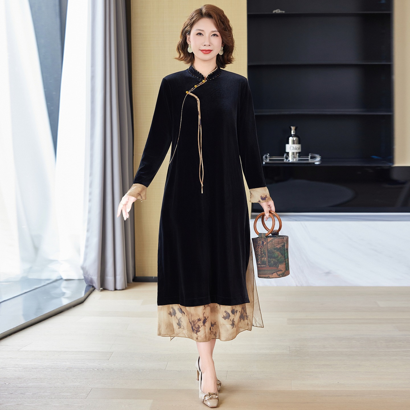 妈妈秋装新中式长袖改良旗袍连衣裙子50多岁60中老年女金丝绒