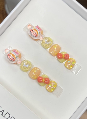 穿戴甲2025新款高级感儿童短款拉布布美甲贴片女孩学生显白假指甲