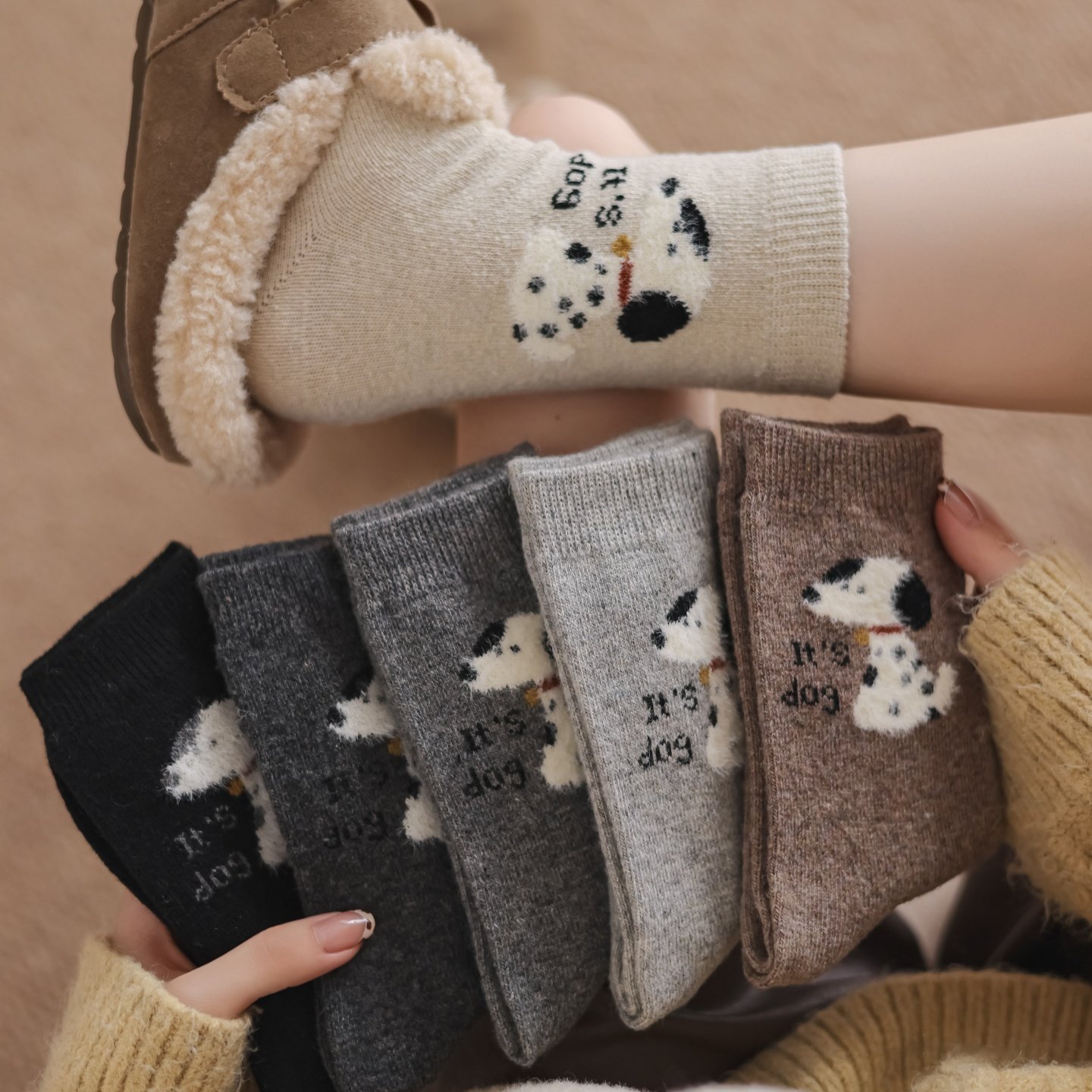 全店满15包邮卡通可爱斑点狗羊毛袜女秋冬加厚保暖中筒袜百搭英文,女士内衣/男士内衣/家居服,中筒袜,淘宝优惠券,粉丝福利购,淘宝优惠卷