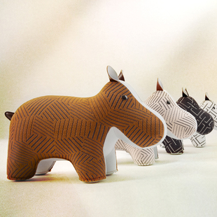 台湾Zuny & Kvadrat丹麦设计艺术家系列布艺人造皮革书挡摆件礼物