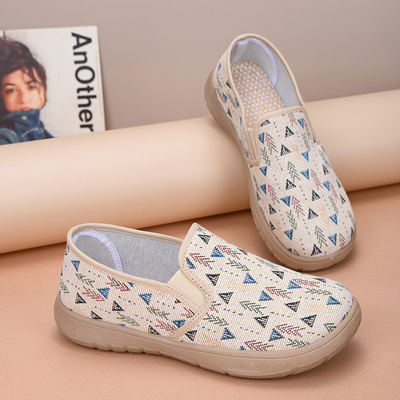 老北京布鞋女春秋新款浅口百搭妈妈鞋软底透气休闲鞋女士轻便单鞋