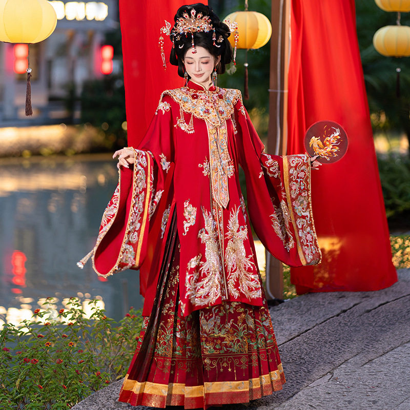 复古明制汉服新娘结婚中式嫁衣重工刺绣凤冠霞帔马面裙出阁敬酒