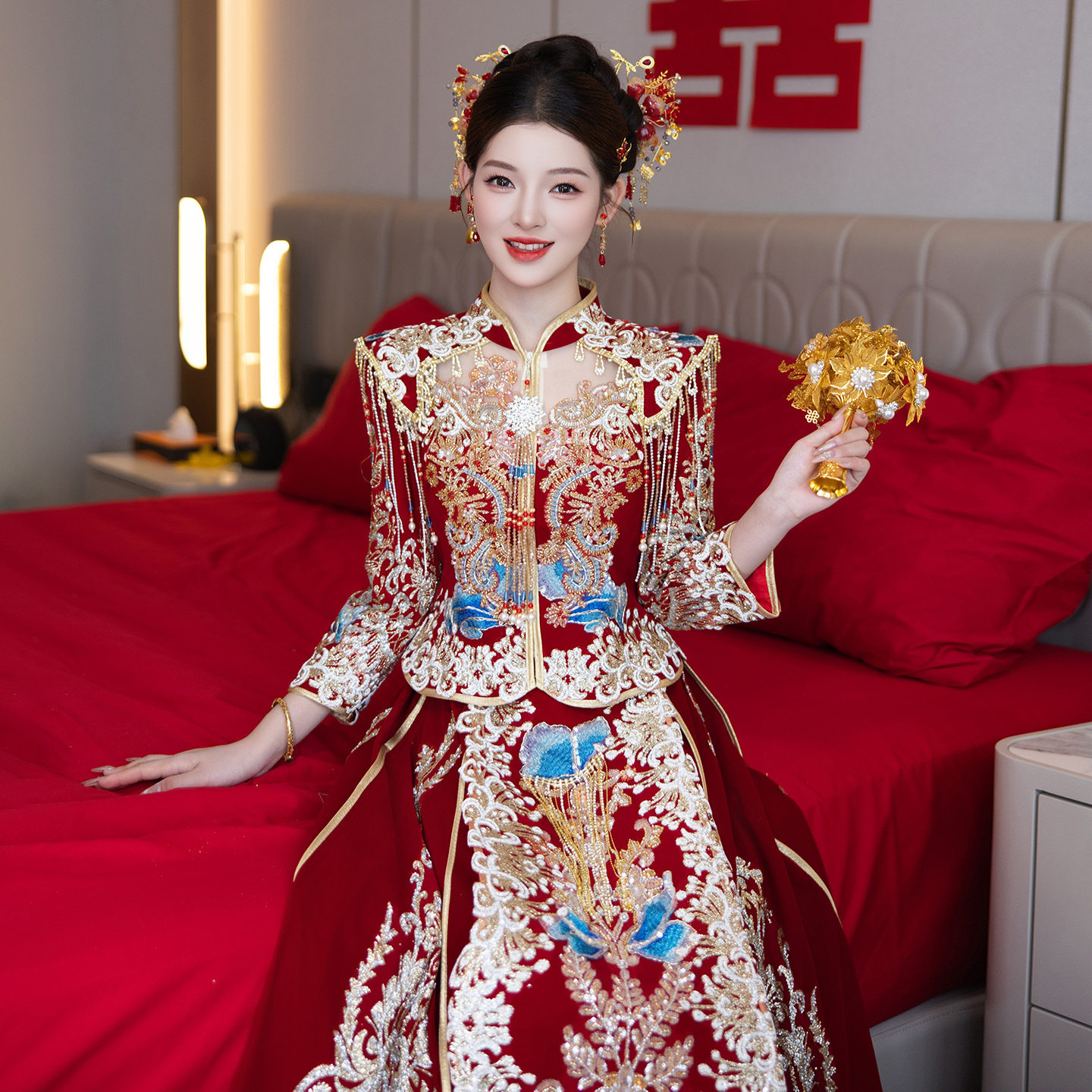 时尚丝绒秀禾新娘结婚中式嫁衣高级感敬酒礼服重工连衣裙女复古