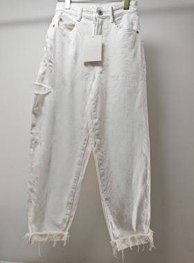 miss 2019新款秋季直筒破洞白色牛仔裤6W1JJ2740000