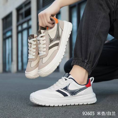 KFT脚王专柜男鞋2026新款秋季韩版皮面舒适百搭时尚小白鞋潮板鞋