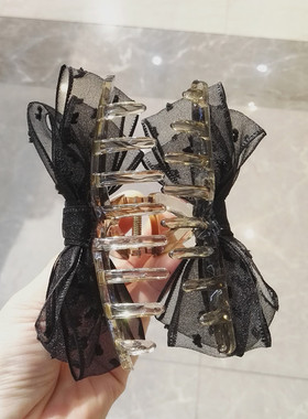夹子固定蝴蝶结后脑勺发量多
