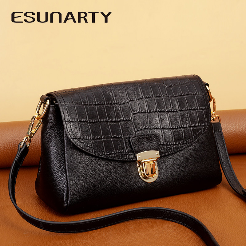 真皮斜挎包包女式女款2025新款软皮鳄鱼纹妈妈款女士单肩小方包,箱包皮具/热销女包/男包,小方包,淘宝优惠券,粉丝福利购,淘宝优惠卷