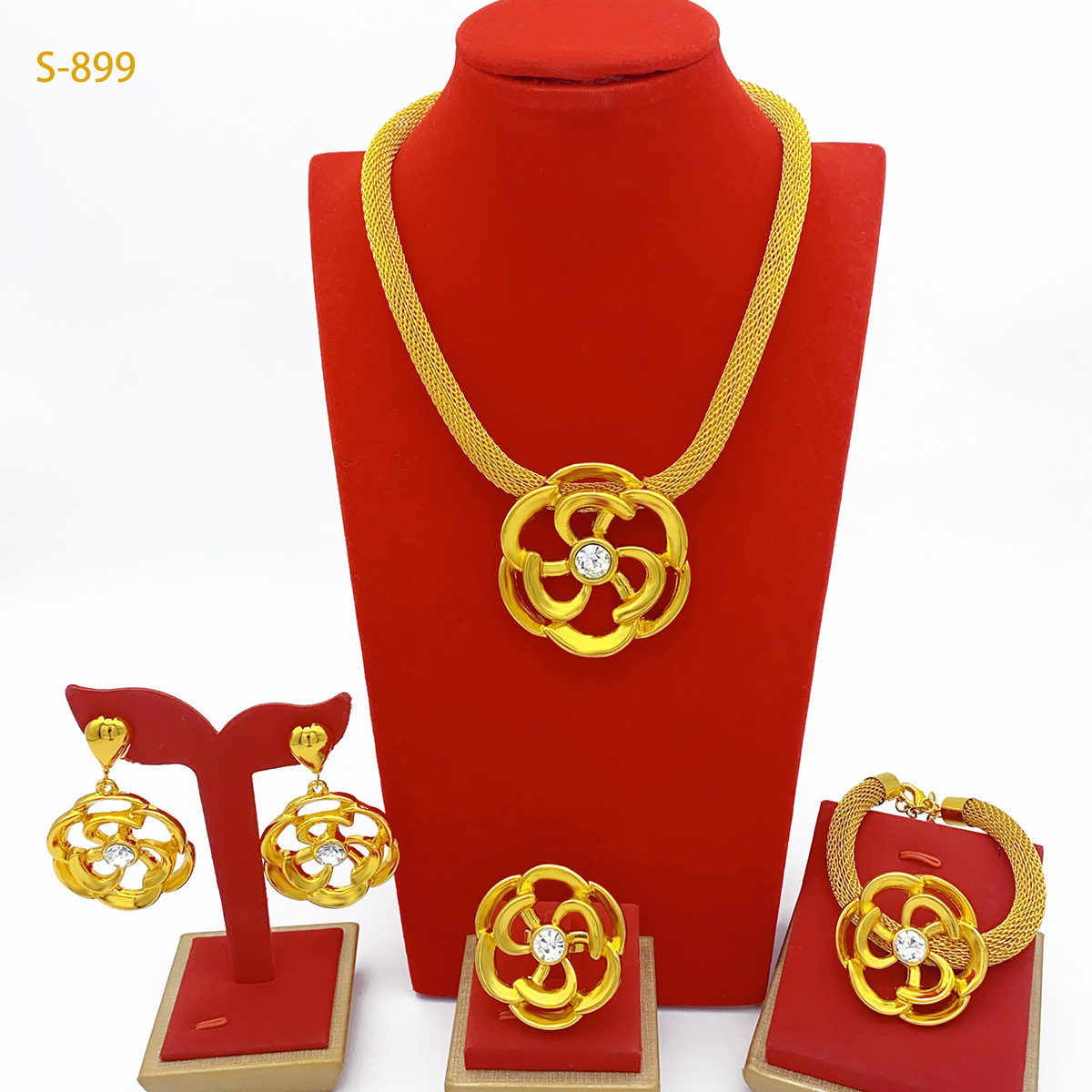 迪拜非洲首饰镀金四件套沙特印度女立体花朵钻石项链手链耳环戒指