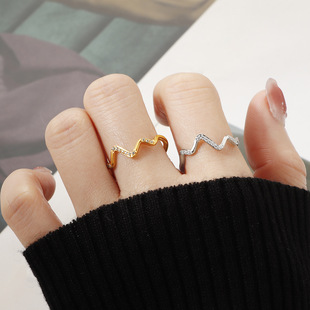 轻奢简约心电图镶锆石戒指女钛钢波浪精致小众设计素圈指环不掉色