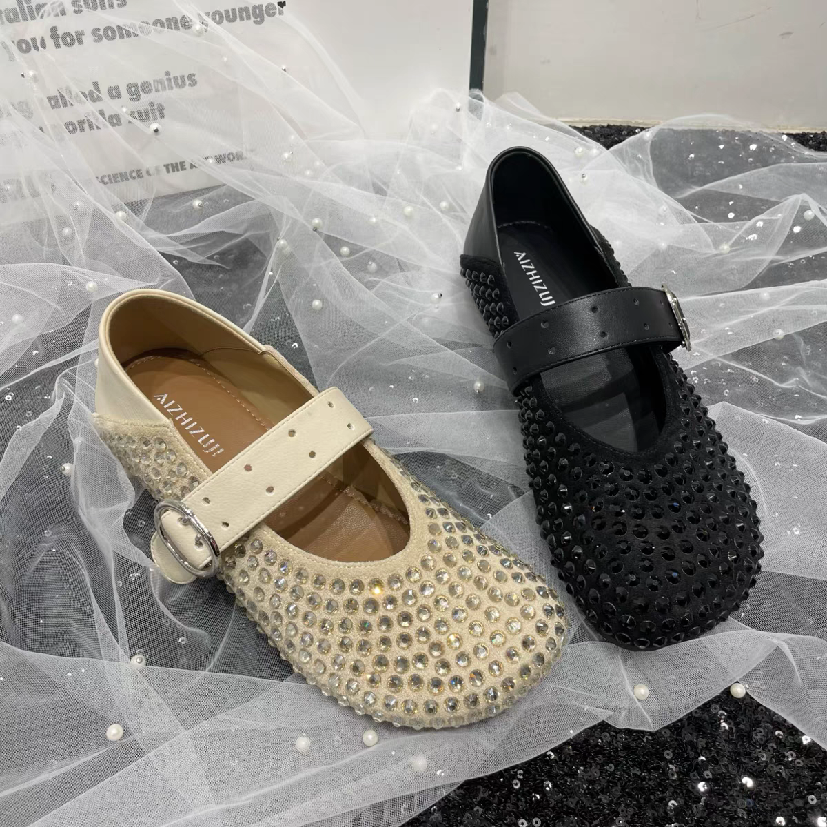 纯皮水钻瓢鞋女满钻2025春季新款淑女显白显瘦法式一字扣豆豆鞋女