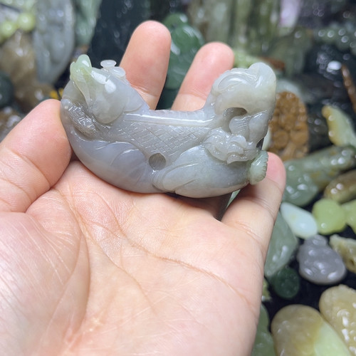 和田玉烟紫带翠大展宏图山水摆件可笔架