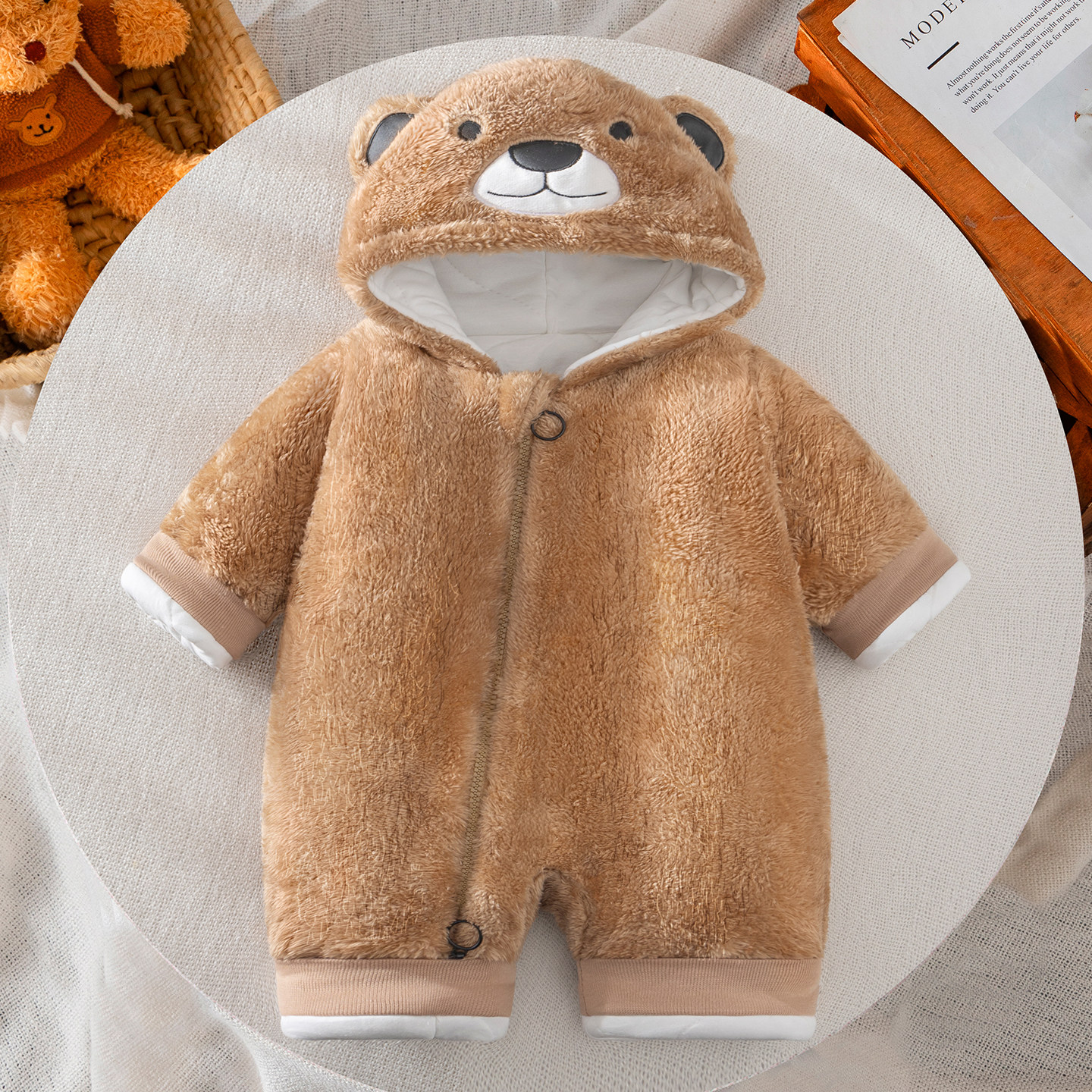 婴儿加厚可爱连体衣冬季宝宝带帽棉袄秋冬新生儿外出毛绒拉链衣服