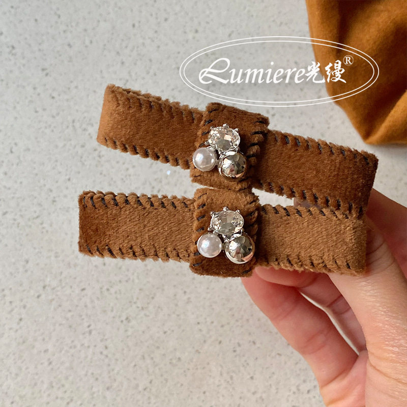 一只价格 丝绒蝴蝶结深棕发夹精致水钻时尚气质刘海夹边夹新款,饰品/流行首饰/时尚饰品新,民族风发饰,淘宝优惠券,粉丝福利购,淘宝优惠卷