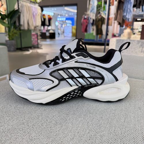 adidas阿迪达斯男女CLIMACOOL VENTO 4清风透气运动休闲鞋KK1809