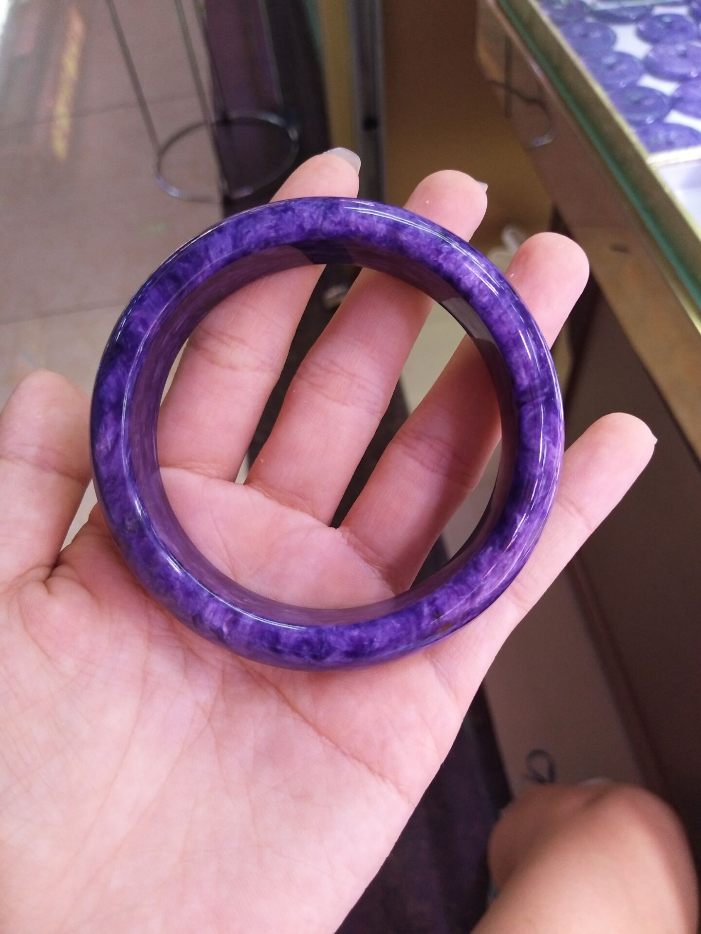 纯天然水晶类似舒具来精品紫龙晶玉化宽手镯子圆条手镯七夕送礼物